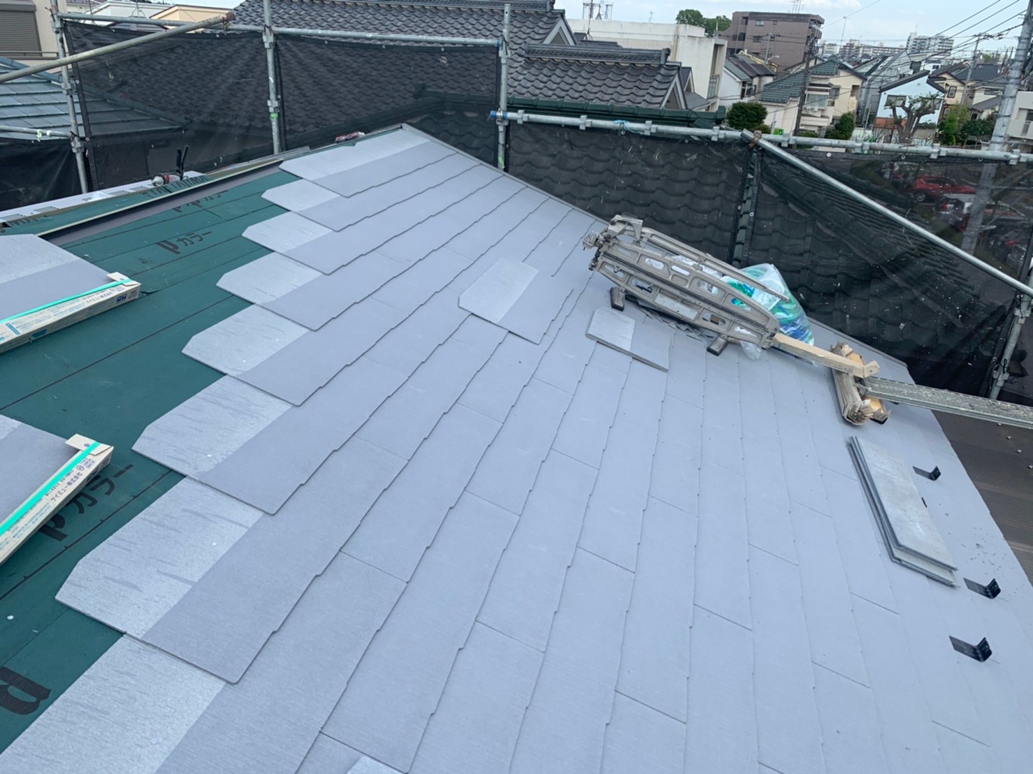 コロニアル コロニアル