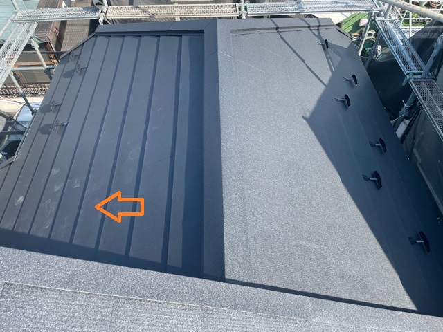 屋根面の足跡 屋根面の足跡